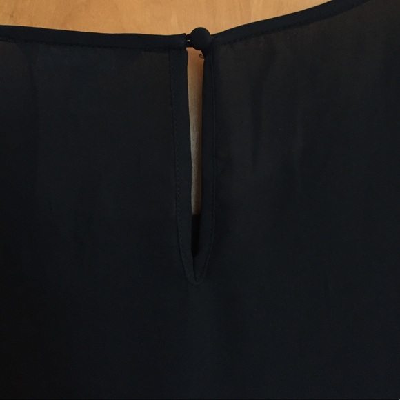 Banana Republic Top - Picture 9 of 11